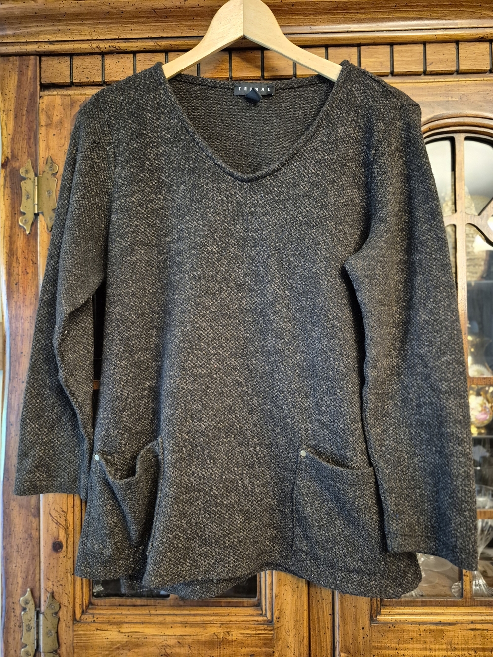 Tribal Women's Dark Gray V-Neck Pocket Sweater Size M